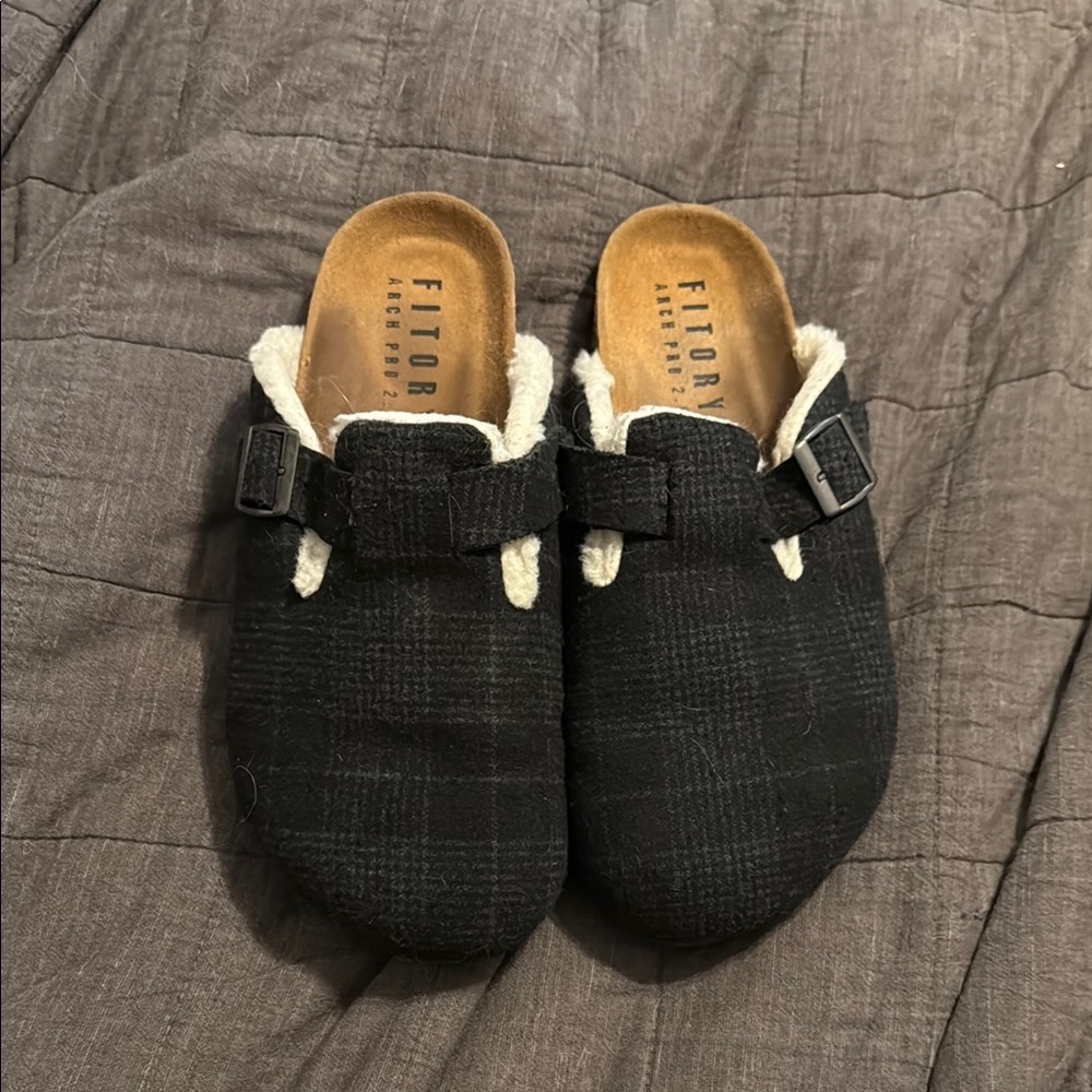Black Plaid Clogs Women’s Size 10